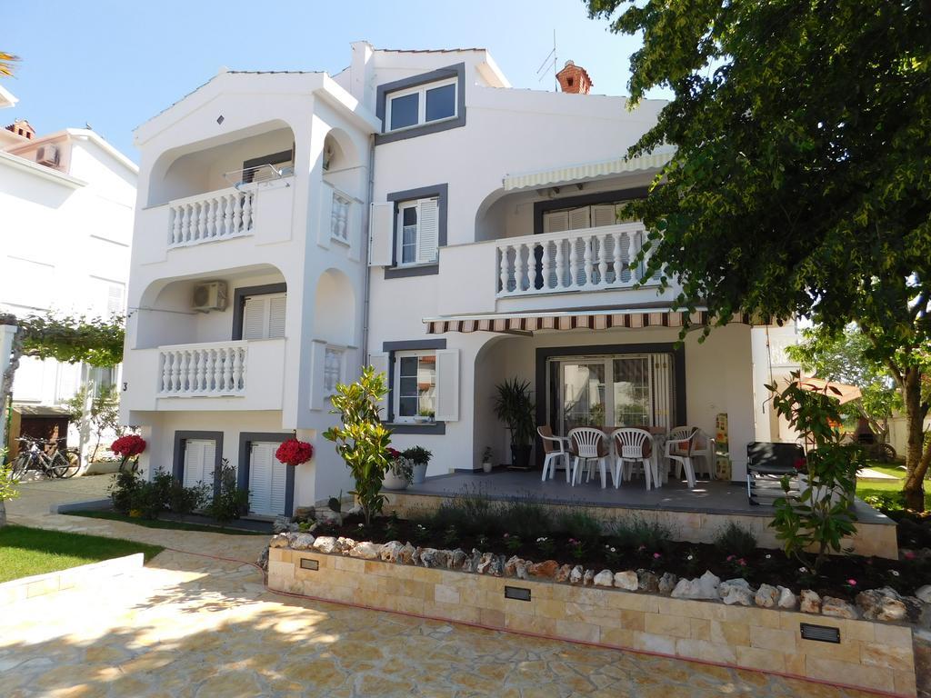 Apartments Lucija Πούλα Εξωτερικό φωτογραφία